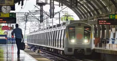 प्रदूषण से निपटने के लिए सप्ताह के सभी कार्यदिवसों में 40 अतिरिक्त फेरे लगाएगी मेट्रो