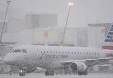 तूफानों की वजह से अमेरिका में 2,000 से अधिक उड़ानें रद्द