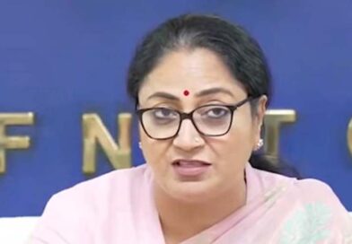 दिल्ली में एक जुलाई से लागू होगी नयी ईवी नीति : रेखा गुप्ता